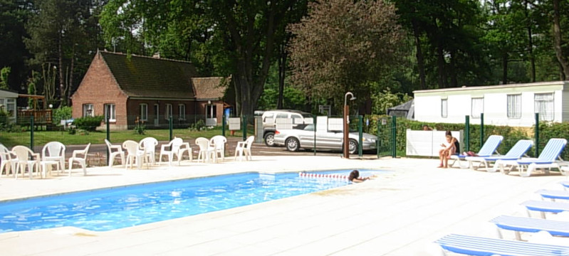 Une piscine chauffée 28° à votre disposition.